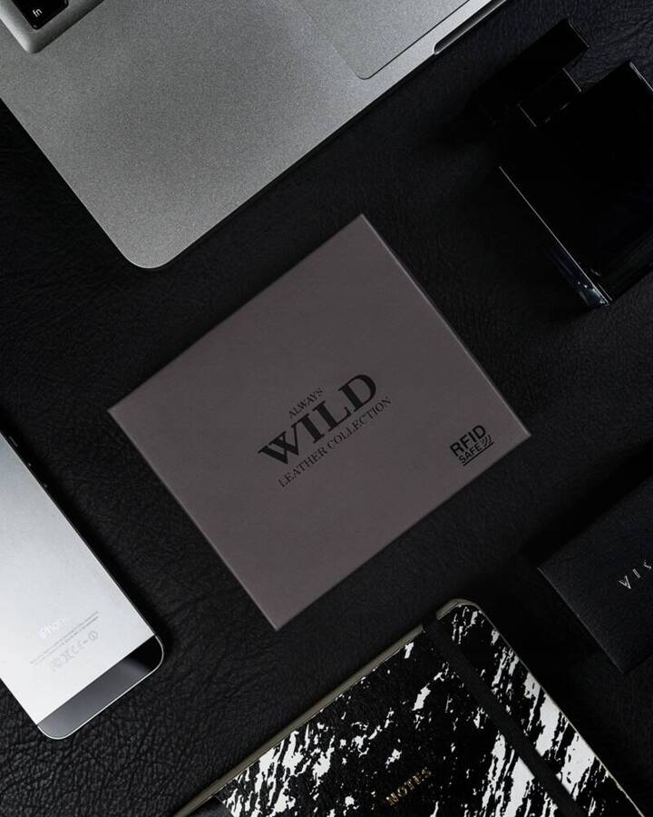 Leather wallet RFID ALWAYS WILD N0035L-CHM