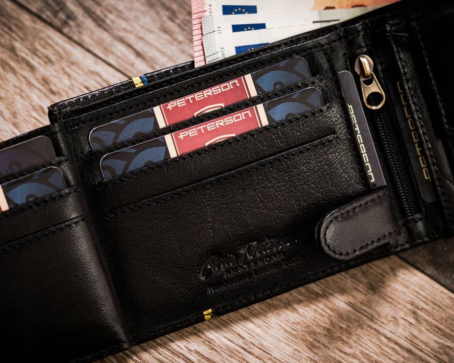 Leather wallet RFID PETERSON PTN 304-P-UP UA