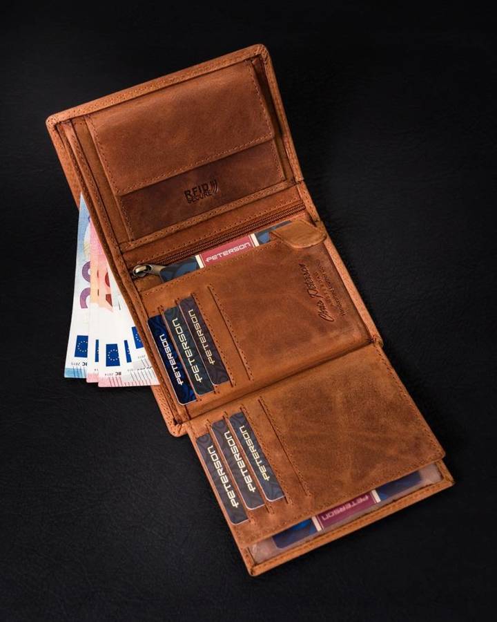 Leather wallet RFID PETERSON PTN N4C-CHM-02