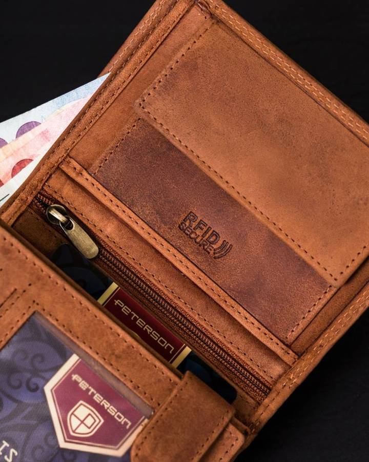 Leather wallet RFID PETERSON PTN N4C-CHM-04