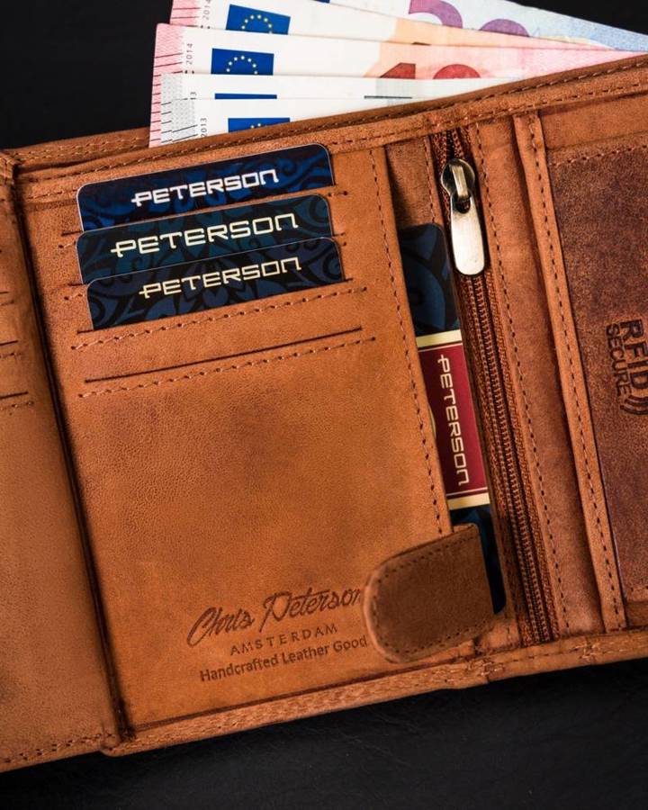 Leather wallet RFID PETERSON PTN N4C-CHM-04