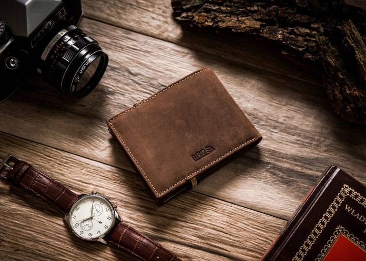 Peterson leather wallet+toilet water PTN ZM44