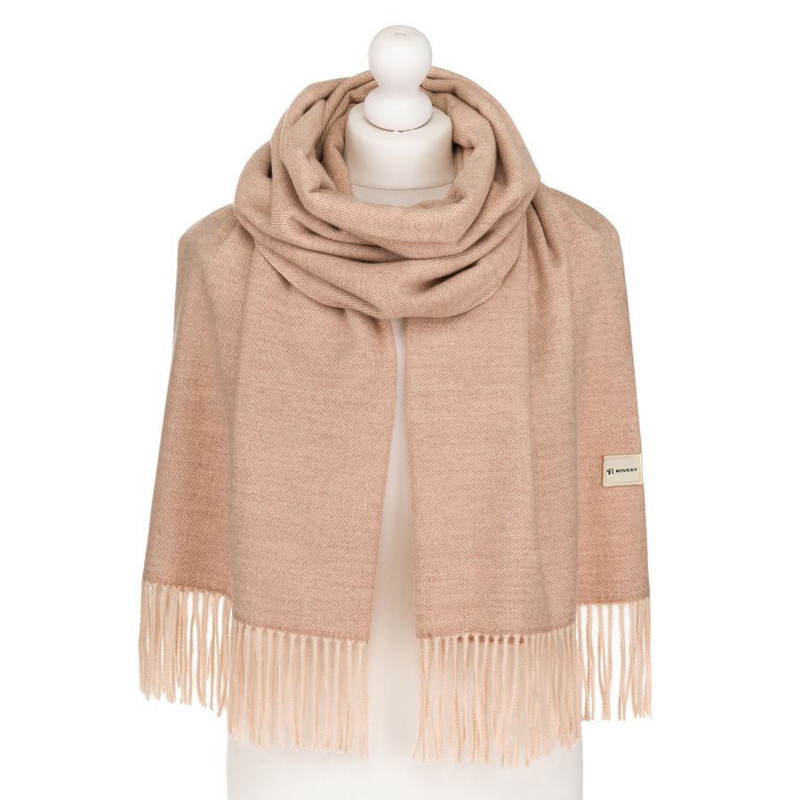 Beżowy szal damski z poliestru i wiskozy ozdobiony frędzlami - Rovicky