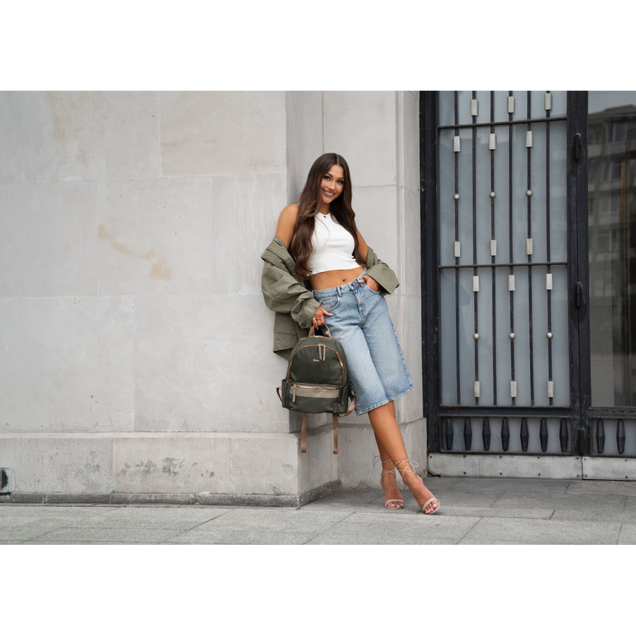 Zielony, miejski plecak damski z poliestru zamykany suwakami - Peterson