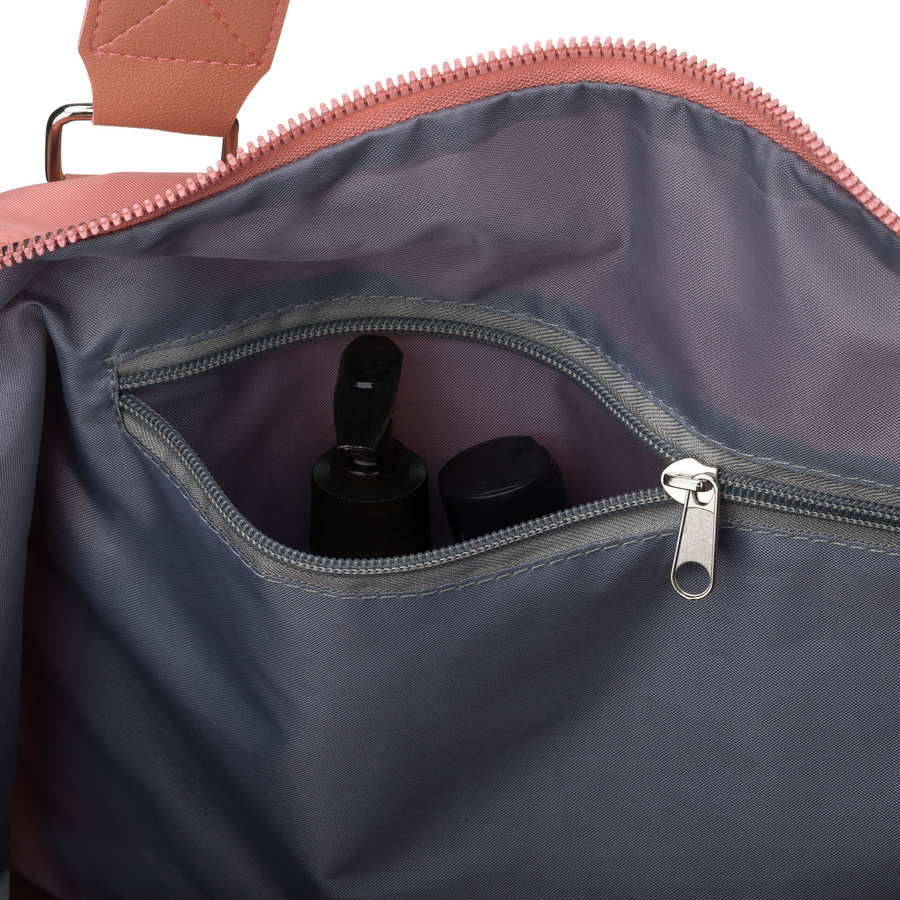 Różowa torba treningowa z poliestru, jednokomorowa i zamykana suwakiem - Peterson