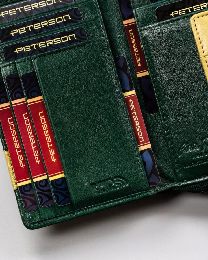 Leather wallet RFID PETERSON PTN KA-18