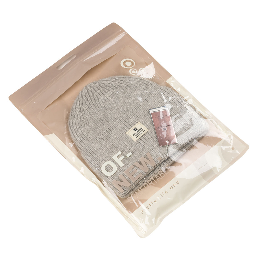 Szara, zimowa czapka damska beanie z logo marki - Peterson