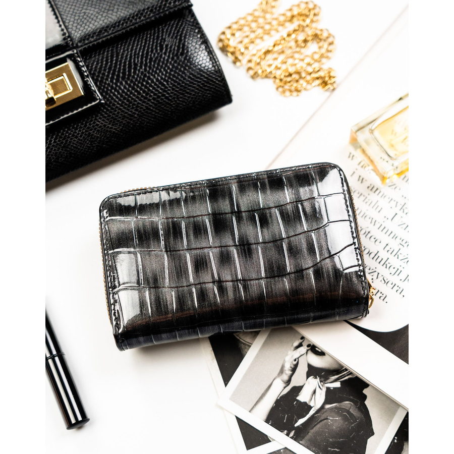 Szary portfel damski ze skóry ekologicznej z tłoczeniem na wzór skóry krokodyla, zamykany na zatrzask i suwak - Peterson