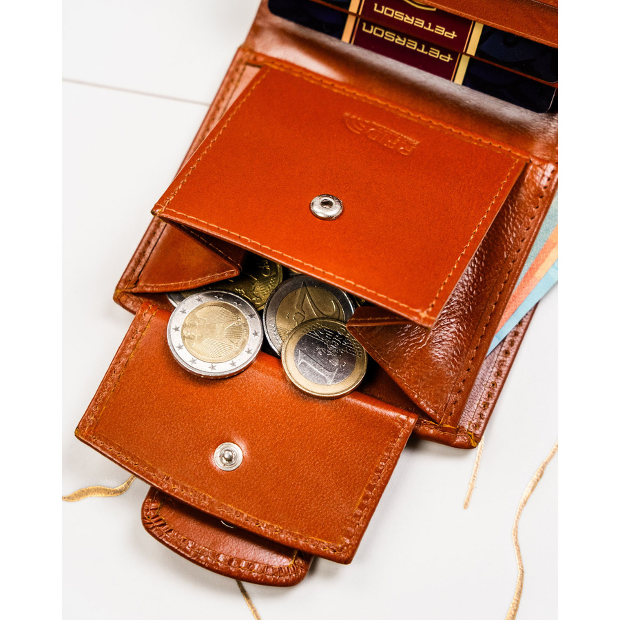 Leather wallet RFID PETERSON PTN RD-314-NGV-M