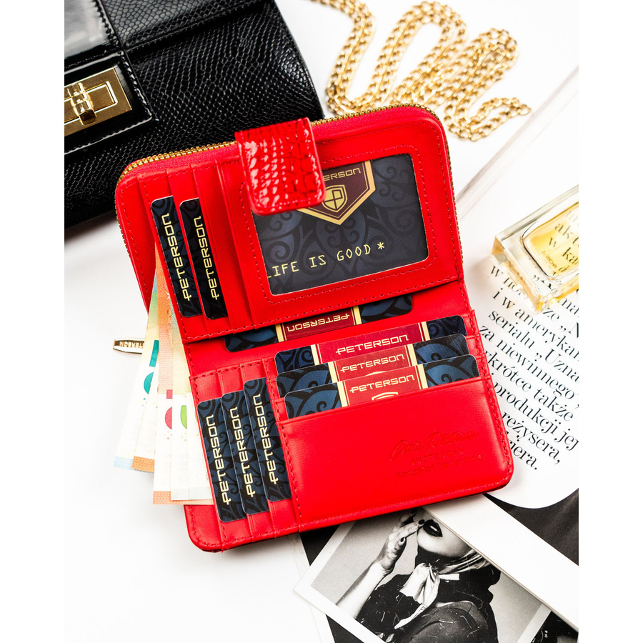 Duży, czerwony portfel damski ze skóry ekologicznej z tłoczeniem na wzór skóry krokodyla - Peterson