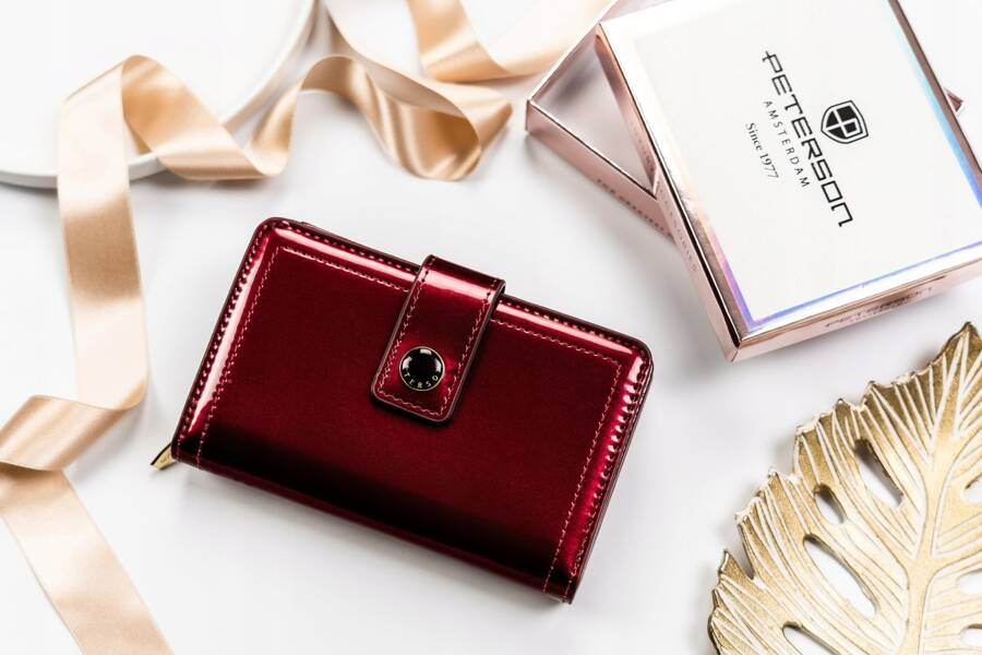 Leatherette wallet RFID PETERSON PTN 002-LAK