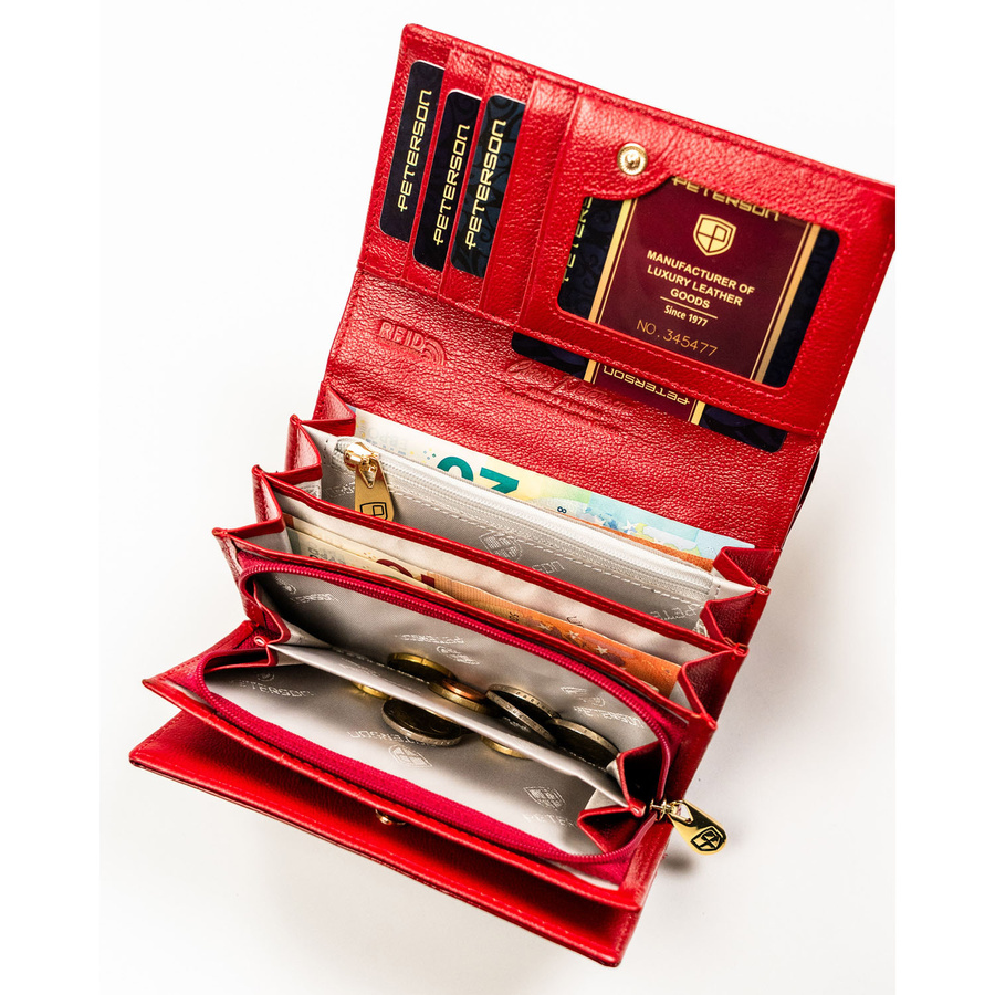 Lakierowany, czerwony portfel damski zamykany na zatrzask - Peterson