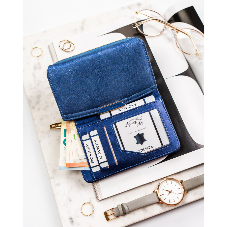 Średni portfel damski ze skóry ekologicznej w granatowym kolorze - Rovicky