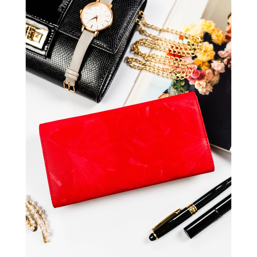 Czerwony portfel damski ze skóry naturalnej i ekologicznej zamykany zatrzaskiem - Peterson