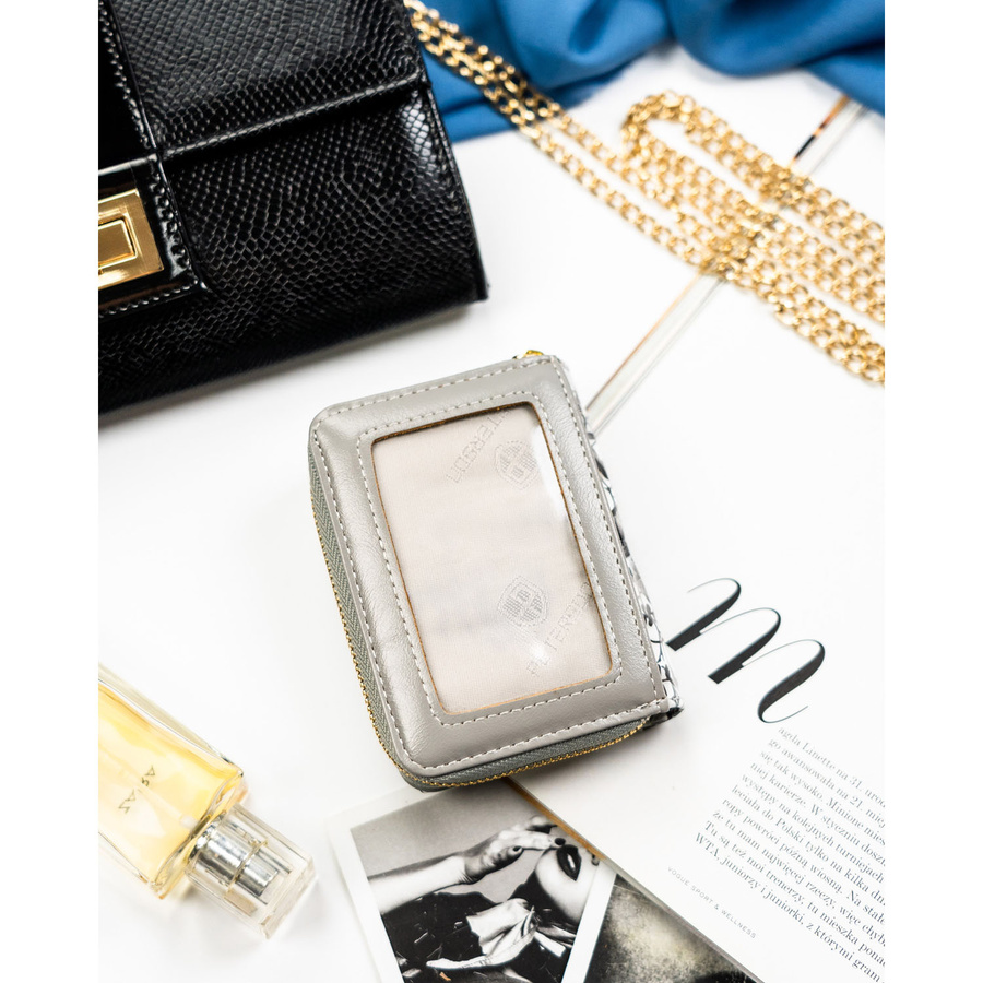 Leather wallet RFID PETERSON PTN PH33-LFL