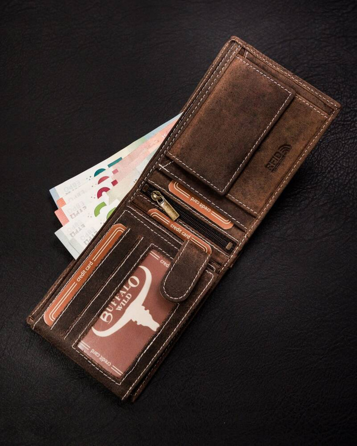 Leather wallet RFID BUFFALO WILD MR-02-BAW-BL