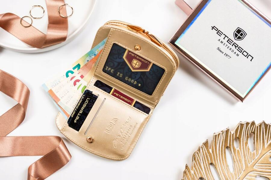Leatherette wallet RFID PETERSON PTN 1830-F8