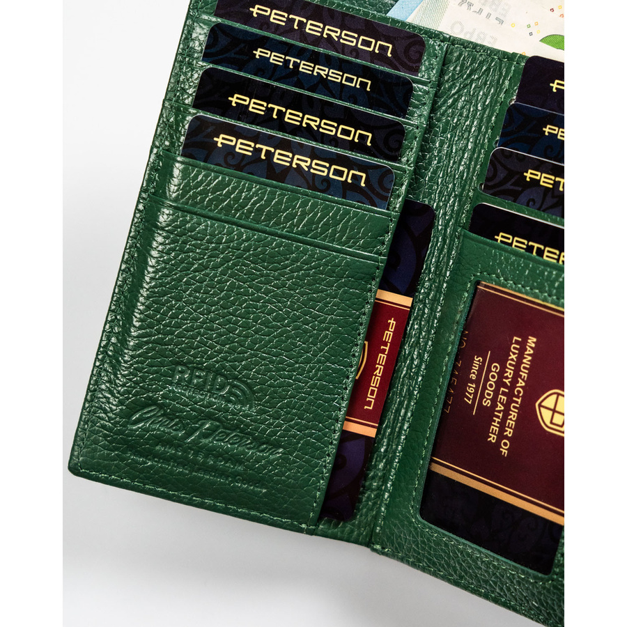 Leather wallet RFID PETERSON PTN 42108-DSL