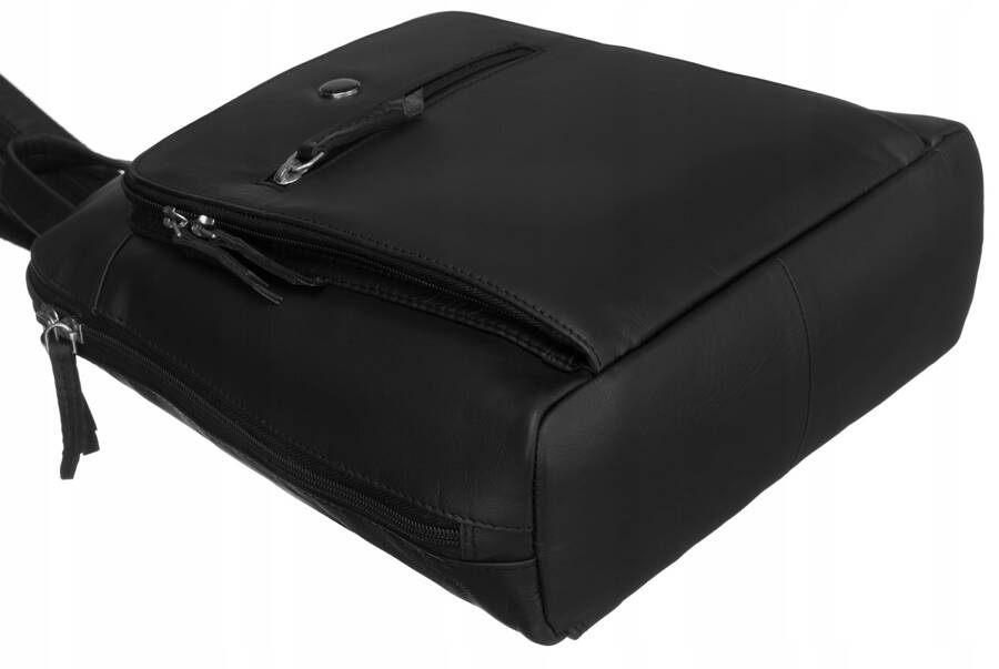 Leather bagpack PETERSON PTN PLE-343A-SNC