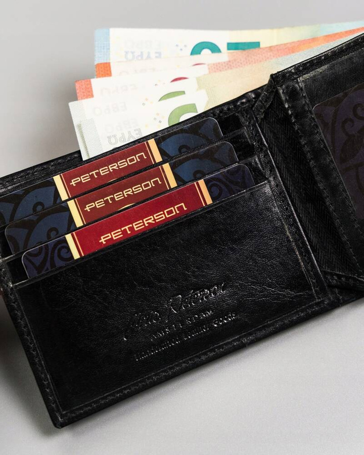 Leather wallet RFID PETERSON PTN 22304-VT-E