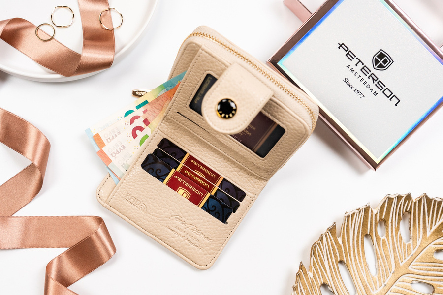 Leatherette wallet RFID PETERSON PTN 014-HRH
