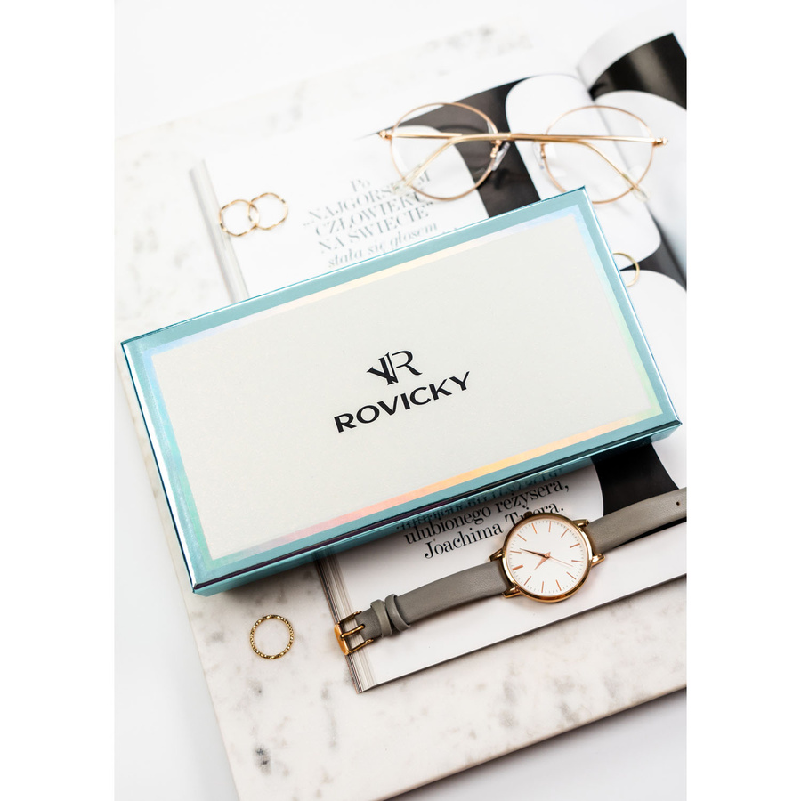 Duży, czarny portfel damski ze skóry ekologicznej zamykany suwakiem - Rovicky