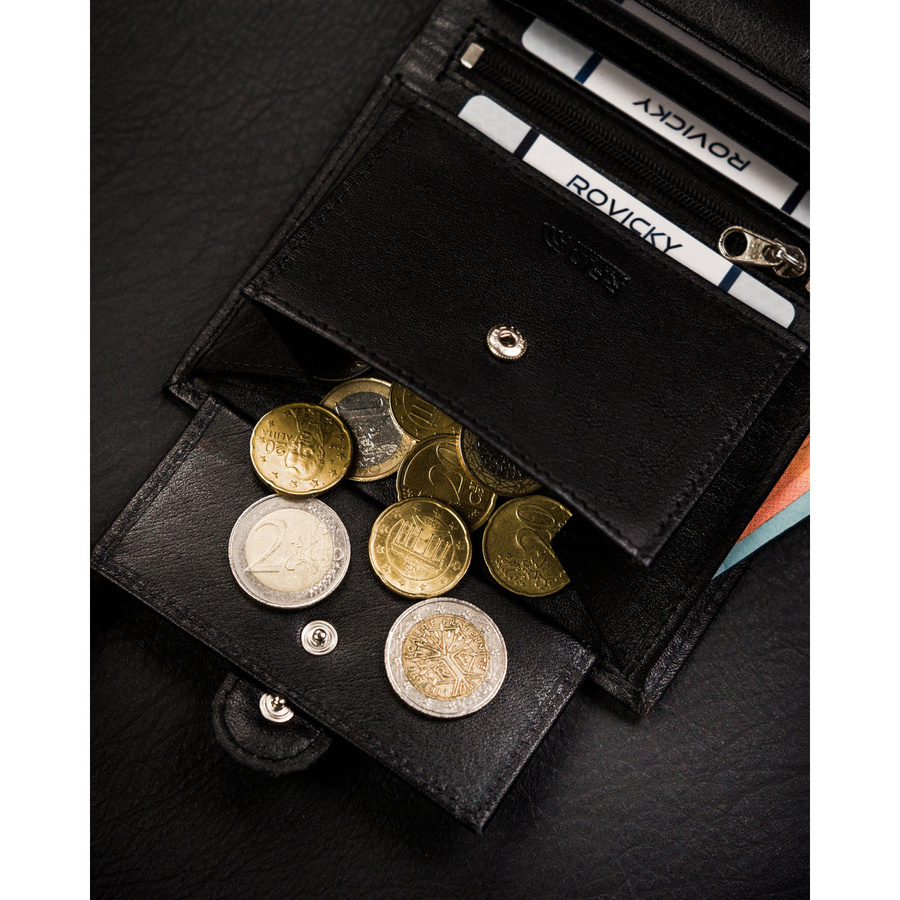 Portfel męski ze skóry naturalnej w czarnym kolorze zapinany na zatrzask - Ronaldo