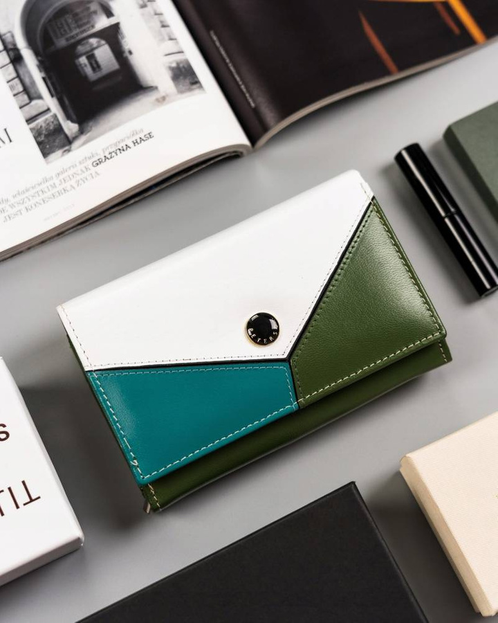 Leathyer's wallet RFID PETERSON PTN RD-22-GCL-Y