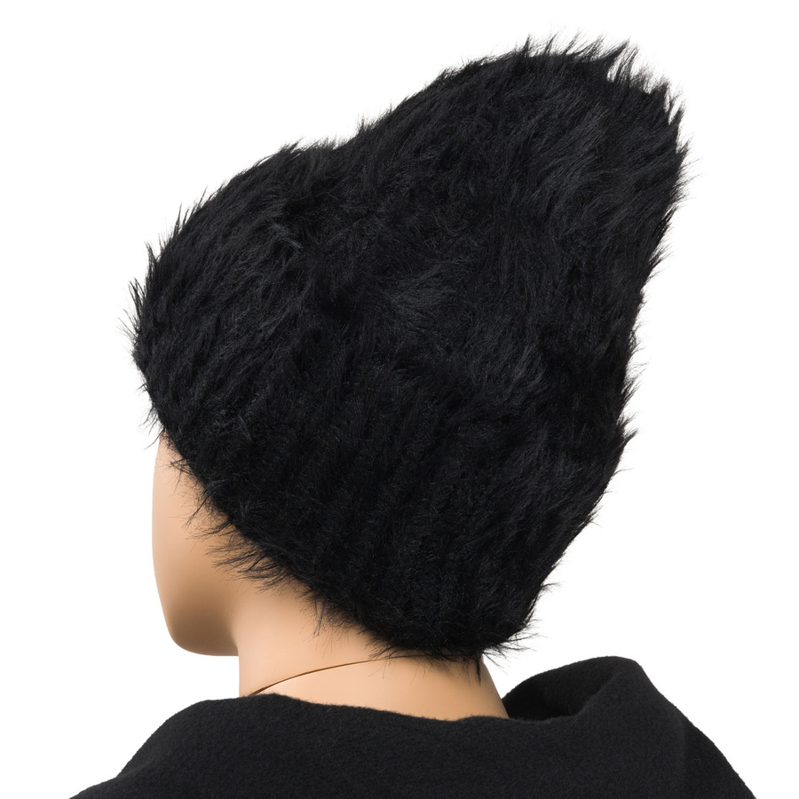 Zimowa czapka damska beanie w czarnym kolorze wykonana z nylonu - Peterson