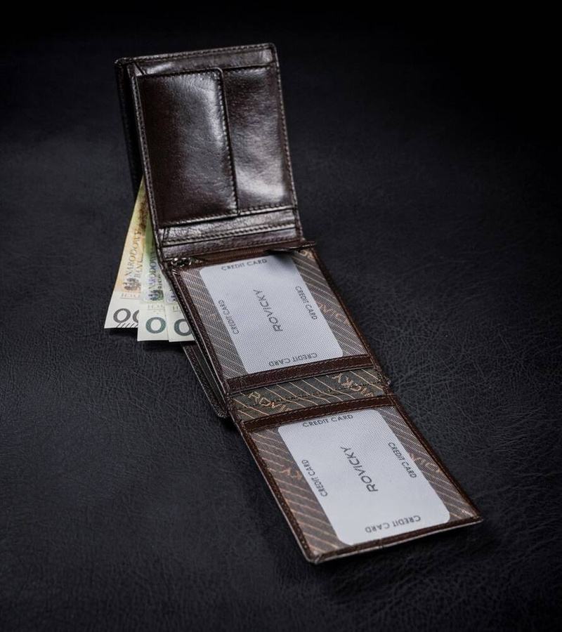 Skórzany portfel męski z systemem RFID - Rovicky