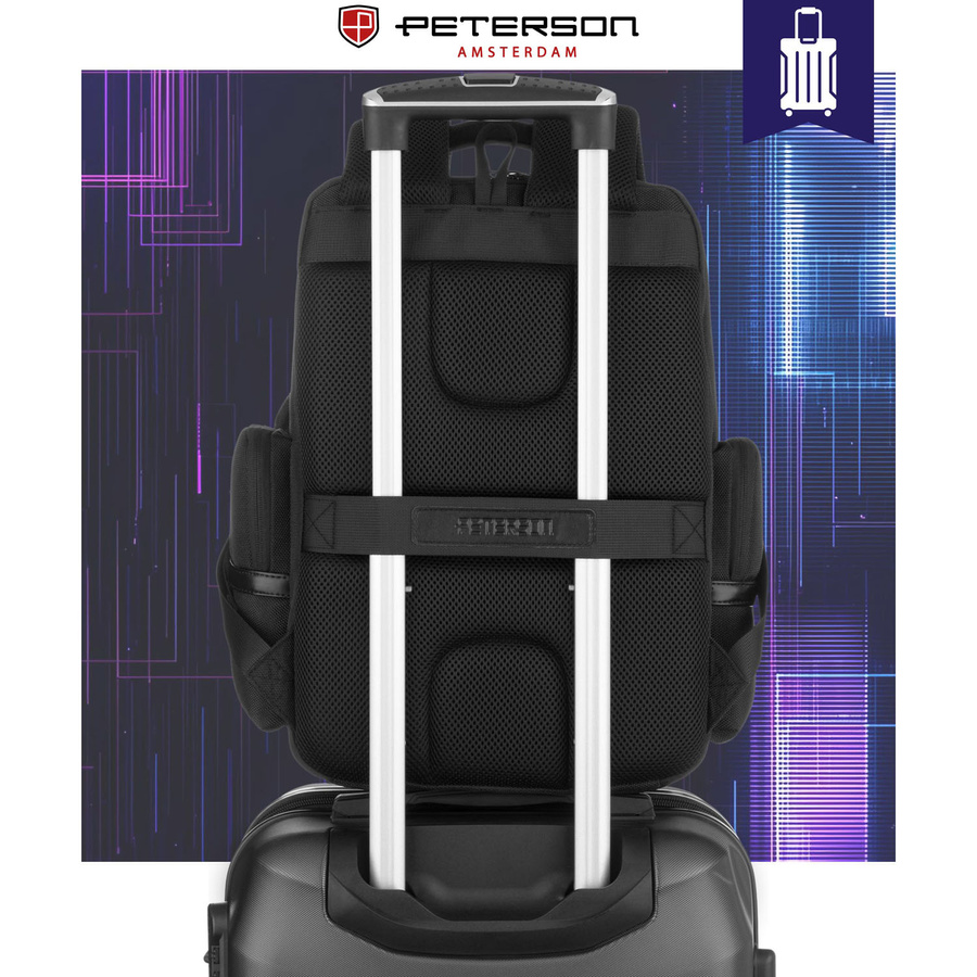 Plecak podróżny z poliestru w czarnym kolorze zawieszony na regulowanych szelkach - Peterson