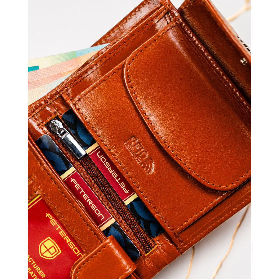 Leather wallet RFID PETERSON PTN RD-357-NGV-M