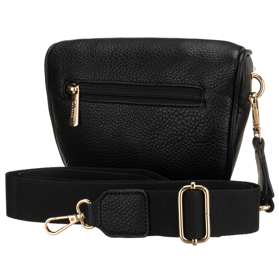 Czarna saszetka damska ze skóry ekologicznej, zamykana suwakiem i zawieszona na regulowanym pasku - Peterson