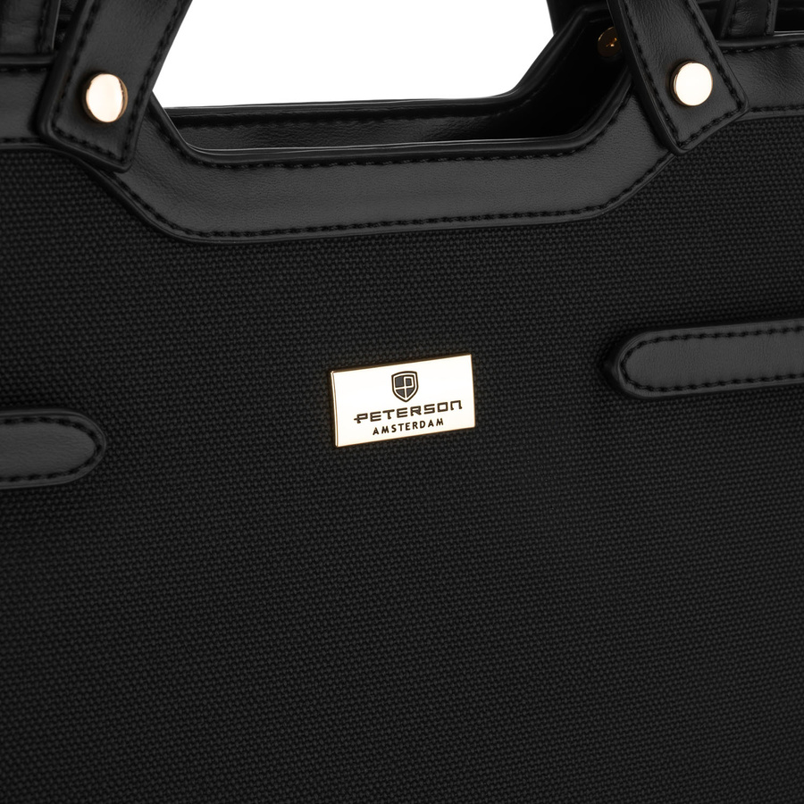 Czarna torebka damska zamykana klipsem magnetycznym, zawieszona na wygodnych uchwytach - Peterson