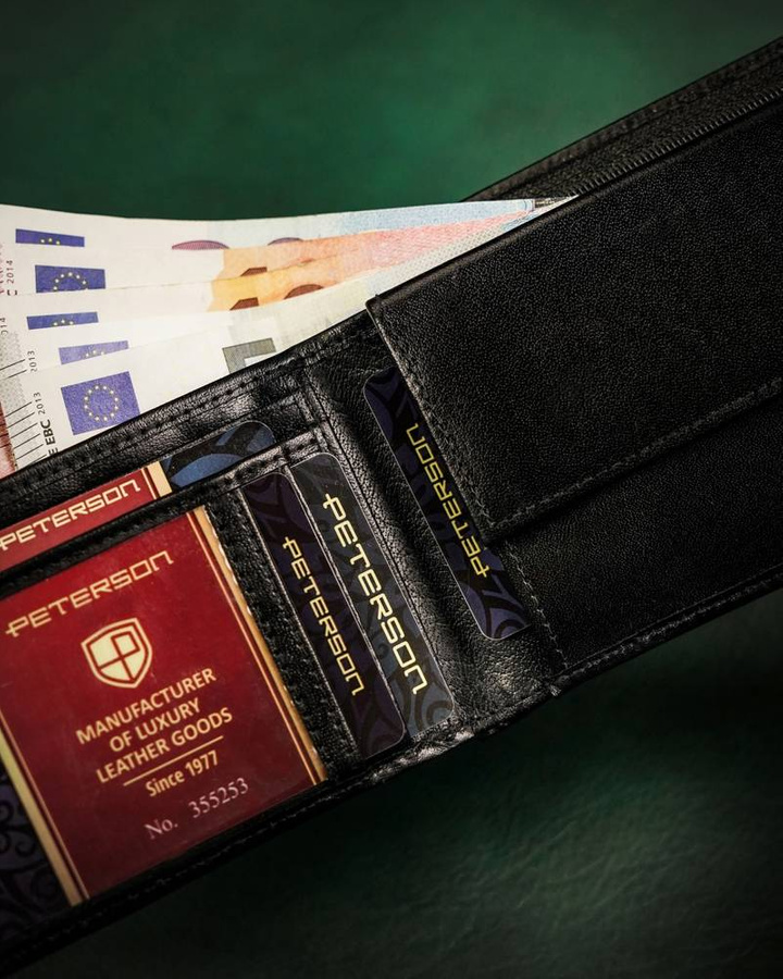 Leather wallet RFID PETERSON PTN 380-P