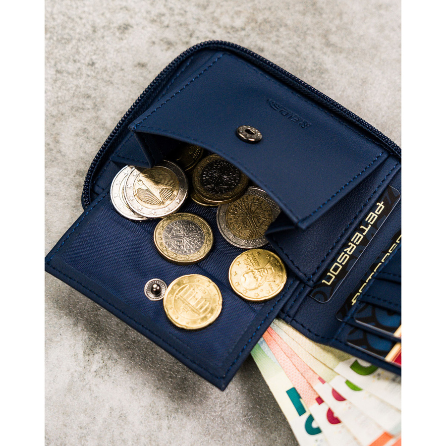 Leatherette wallet RFID PETERSON PTN EH-01Z