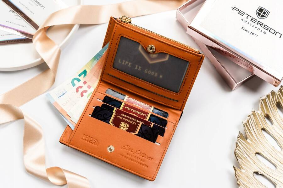 Leatherette wallet RFID PETERSON PTN 003-F