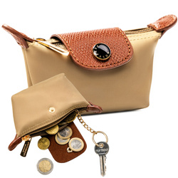 Etui na klucze wykonane z poliestru i skóry ekologicznej w ciemnobeżowym kolorze - Peterson