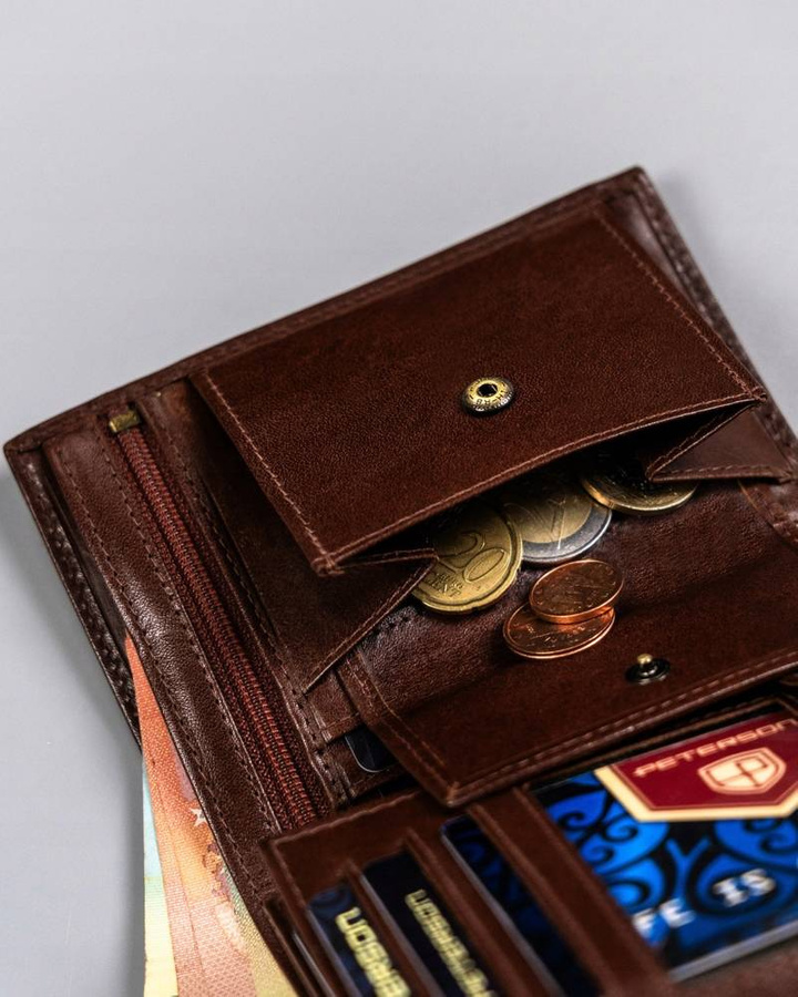Leather wallet RFID PETERSON PTN 22308-VT