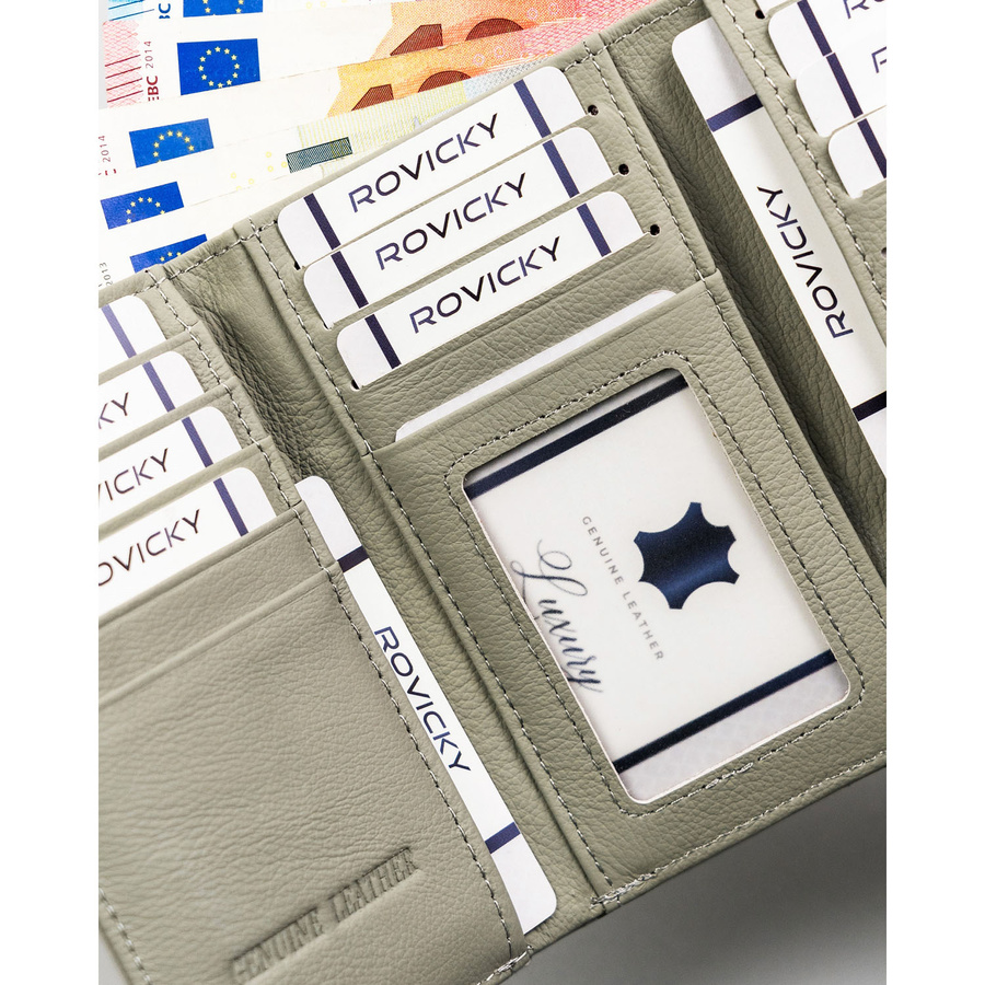 Pojemny portfel damski w kwiaty zamykany na zatrzask - 4U Cavaldi