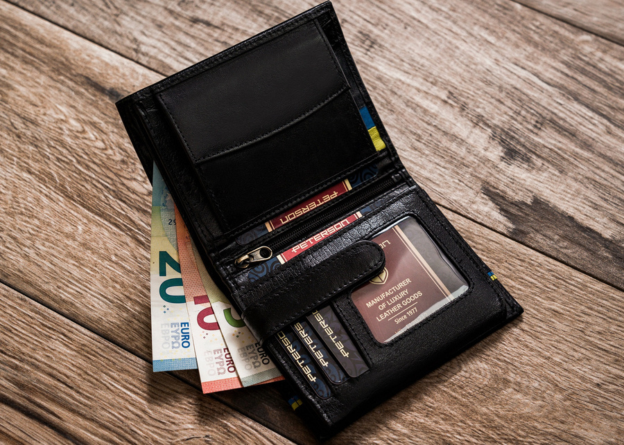 Leather men wallet PETERSON PTN 303UP
