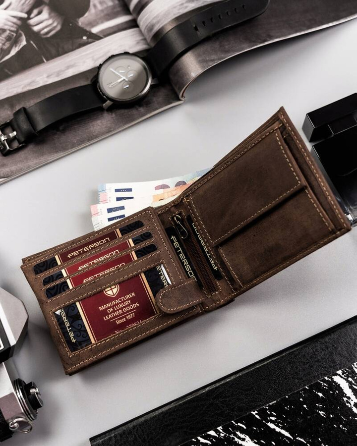 Leather wallet RFID PETERSON PTN 304 2-1-4