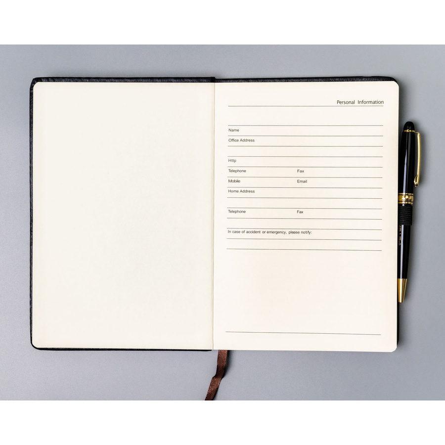 Czarny notes w formacie A5 zadrukowany w linie - Peterson