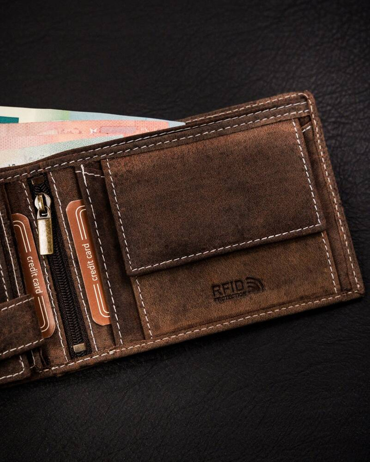 Leather wallet RFID BUFFALO WILD MR-02-BAW-BL