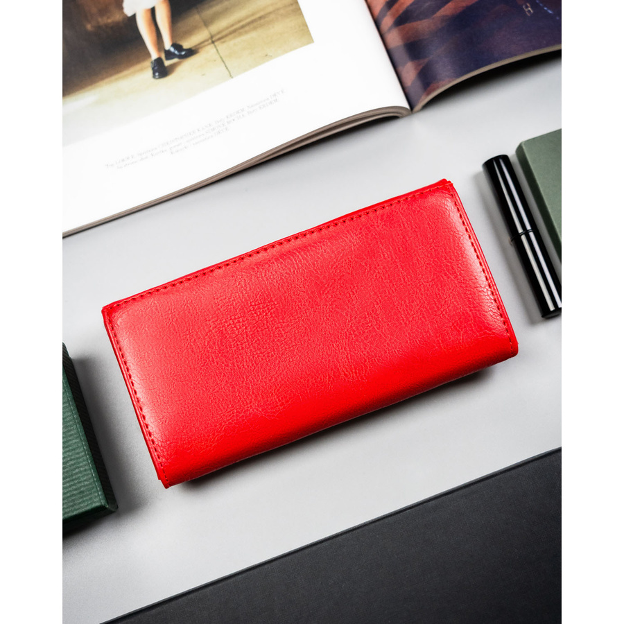 Czerwony, duży portfel damski ze skóry ekologicznej zamykany zatrzaskiem - 4U Cavaldi