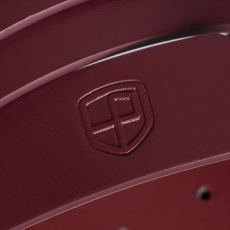 Pasek damski ze skóry ekologicznej w pięknym, burgundowym kolorze ze złotą klamrą - Peterson