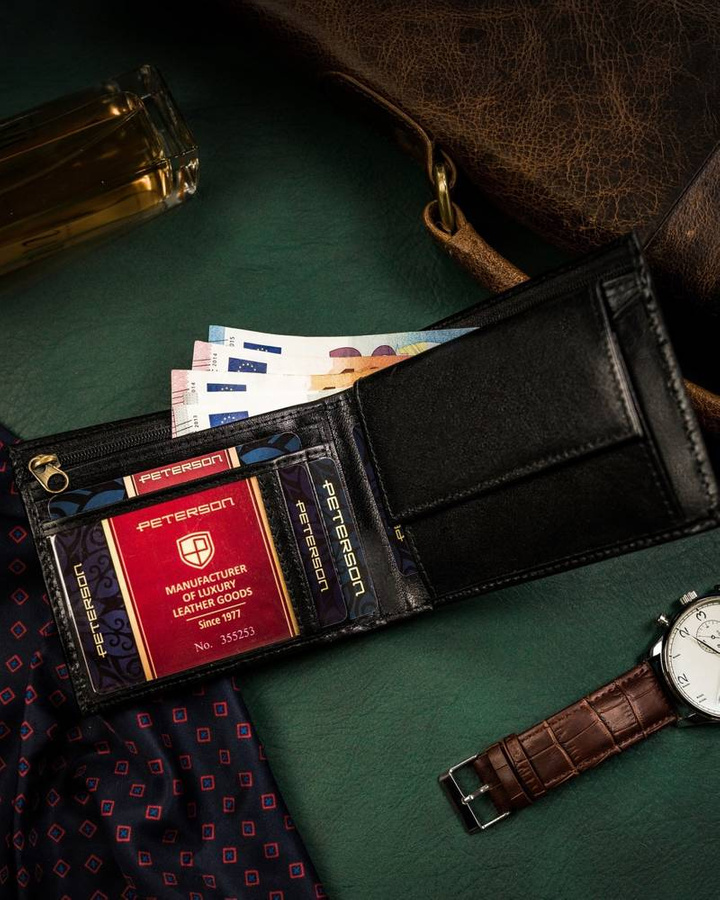 Leather wallet RFID PETERSON PTN 380-P