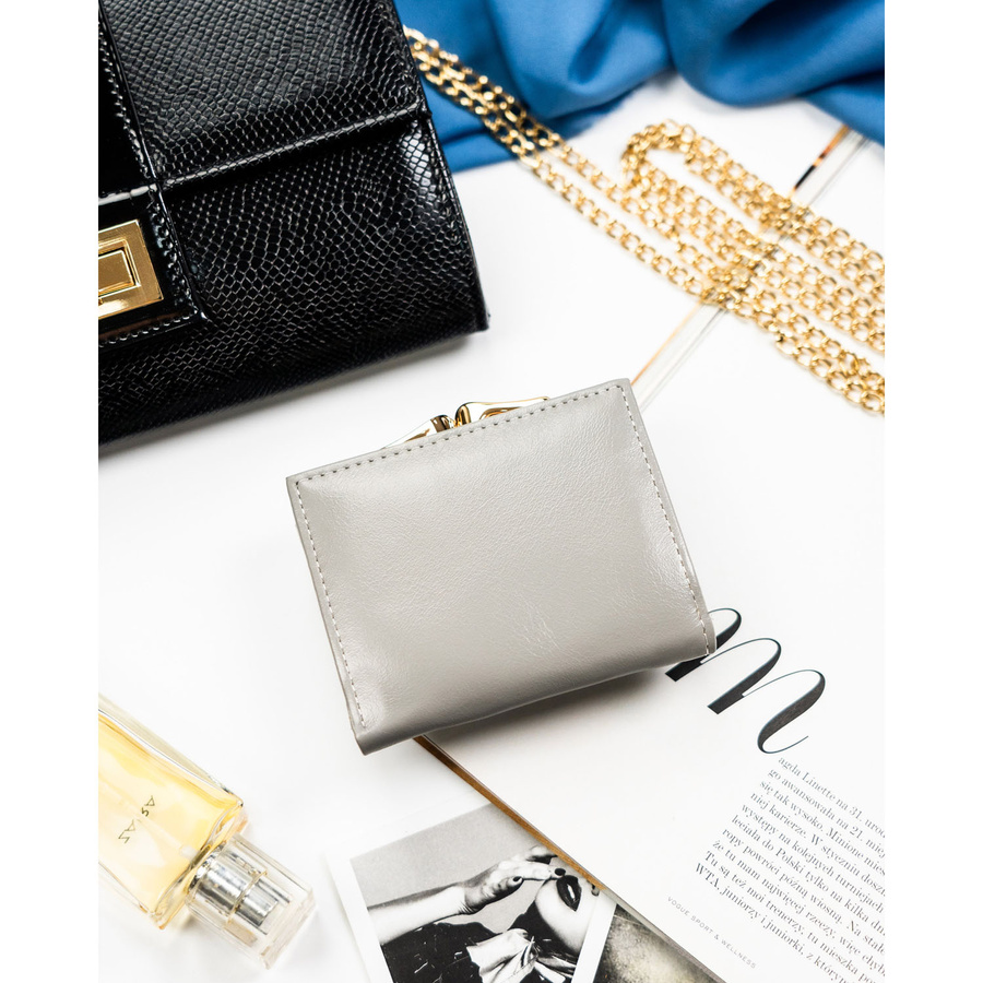 Leather wallet RFID PETERSON PTN PH32-LFL-7285 GR