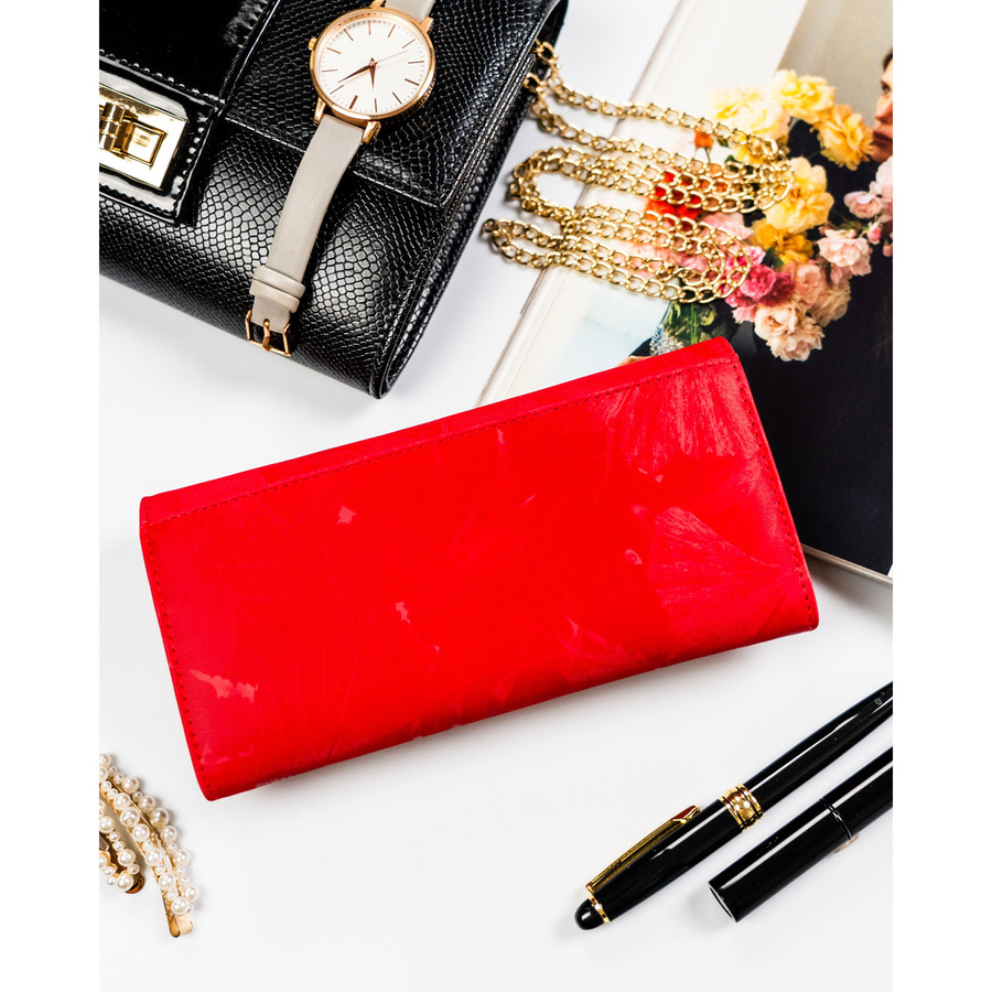 Duży, czerwony portfel damski ze skóry naturalnej i ekologicznej zamykany zatrzaskiem - Peterson