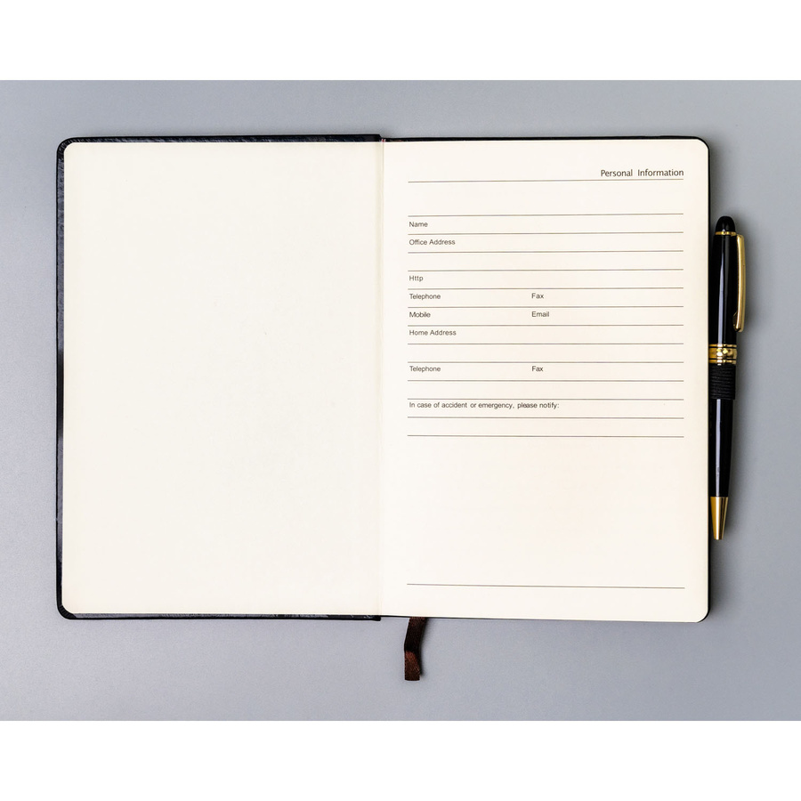 Czarny notes w twardej oprawie formacie A5 zadrukowany w linie - Peterson